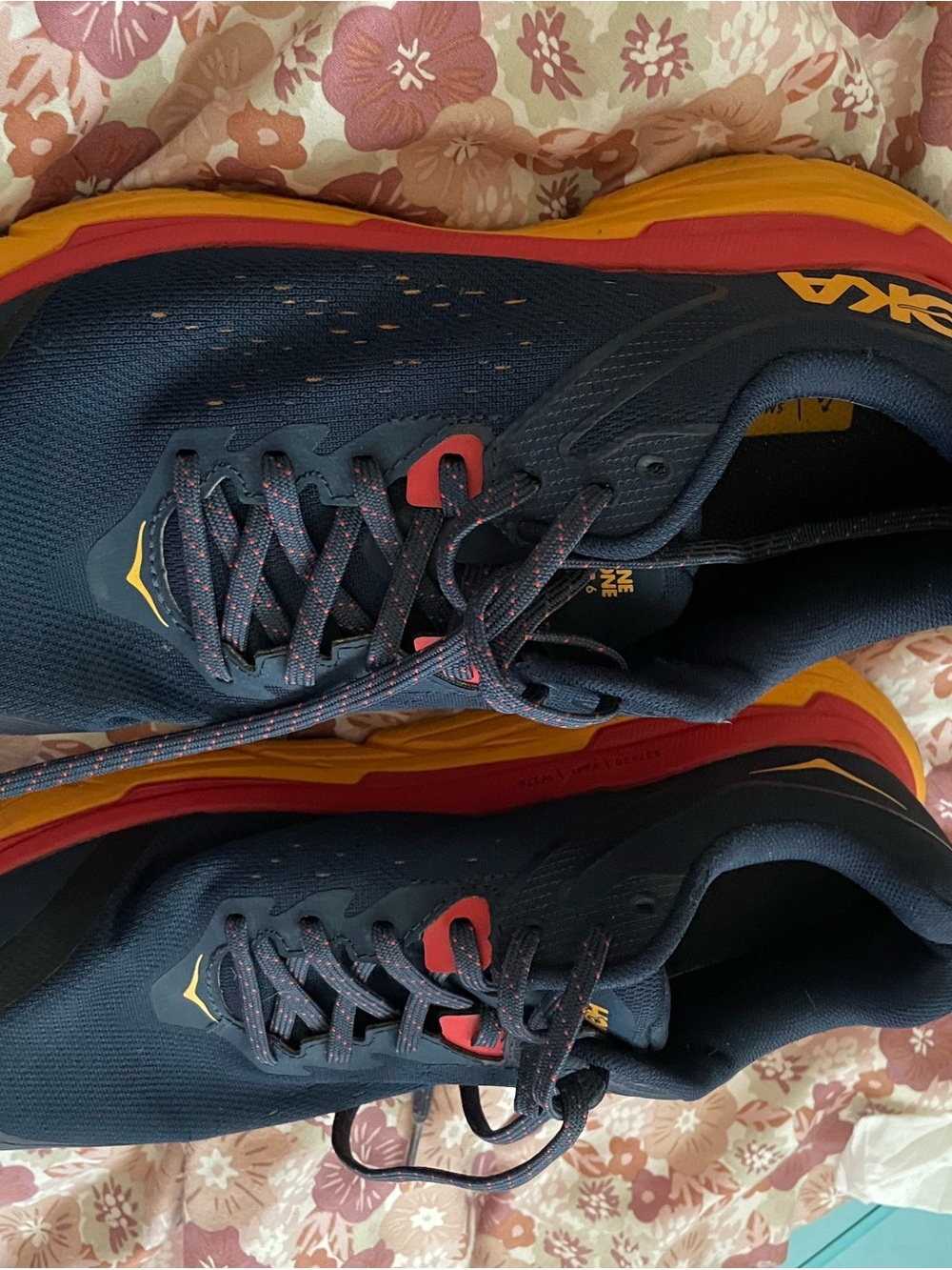 Hoka Challenger ATR6 Navy Trail Running Sneakers size 9.5 Wide